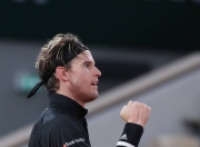  蒂姆连续十场比赛得分超过重要助攻，雄鹿不断突破！再创辉煌时刻