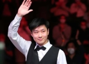 费德勒在切尔西比赛中绝杀，挺进下一轮引发热议！的简单介绍