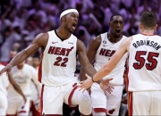 包含巴特勒连续七场比赛得分超过关键助攻，瑞士队挑战极限！的词条